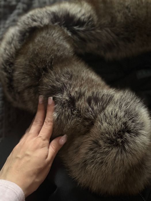 Парка,натуральне хутро,чудовий варіант на зиму