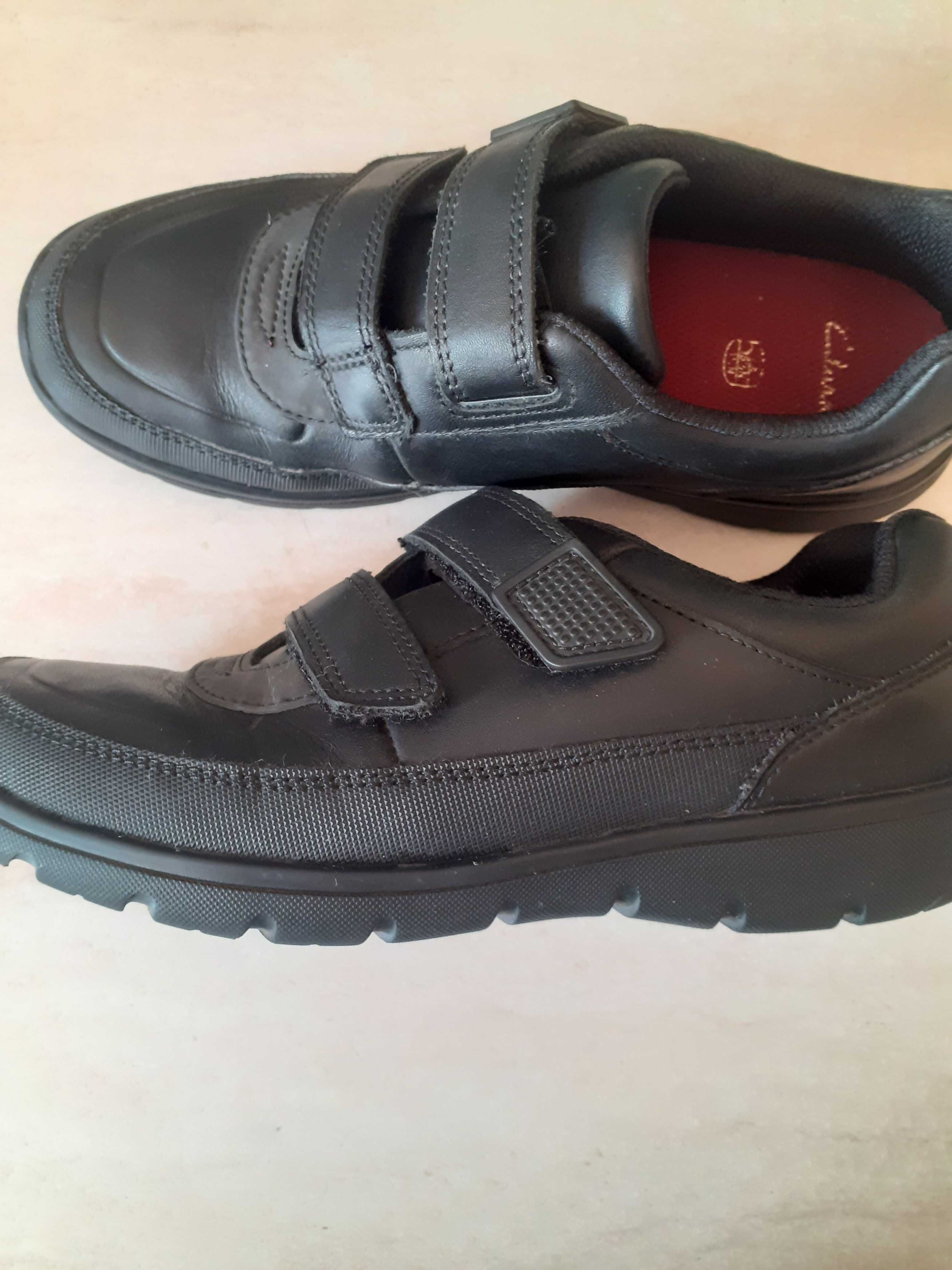Кожаные туфли Clarks на мальчика р.35,5, дл. ст.22,5 см.