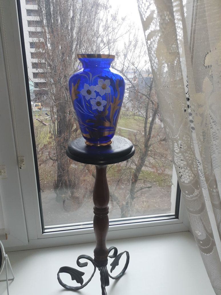 Ваза из синего кобальтового стекла, Богемия