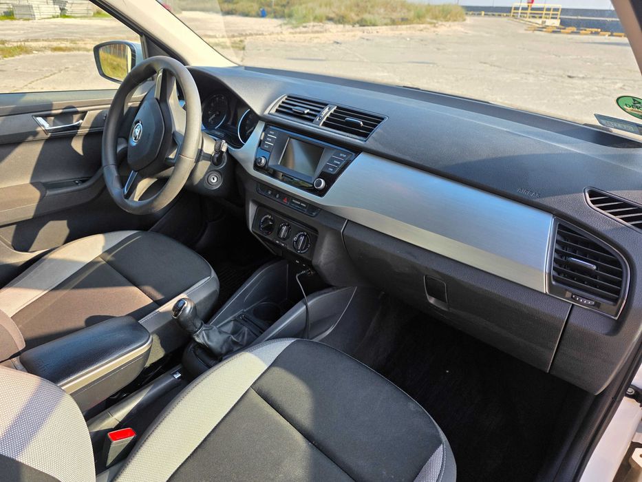 Skoda fabia 3 III bardzo dobry stan 110KM 1.0 zadbana Ledy