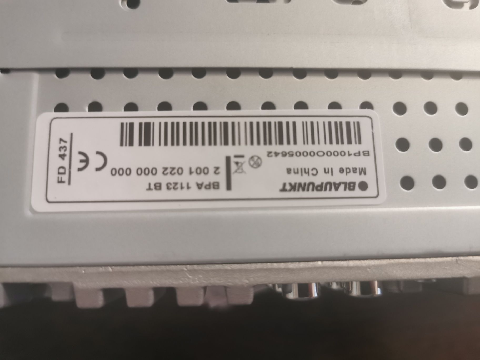 BLAUPUNKT BPA1123BT radio Bluetooth USB wielokolorowe podświetlenie