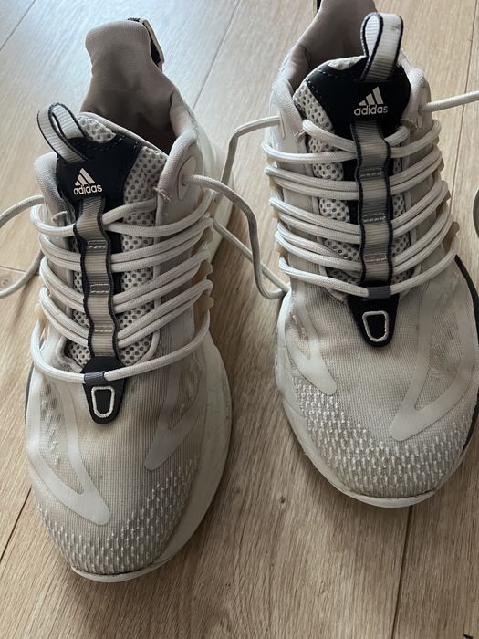 Sapatilhas Adidas tamanho 37