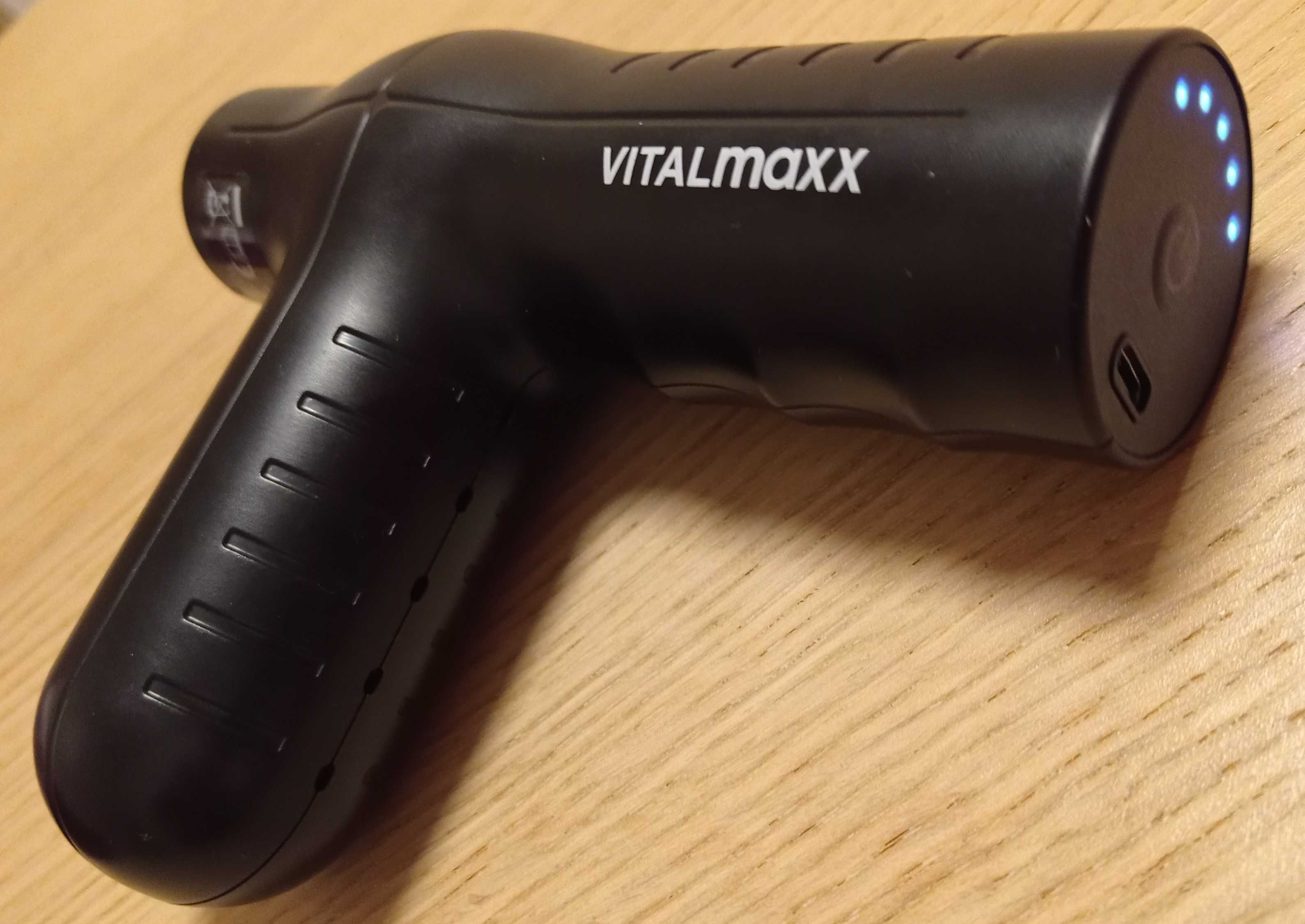 Pistolet do masażu VitalMaxx Mini z 4 nasadkami