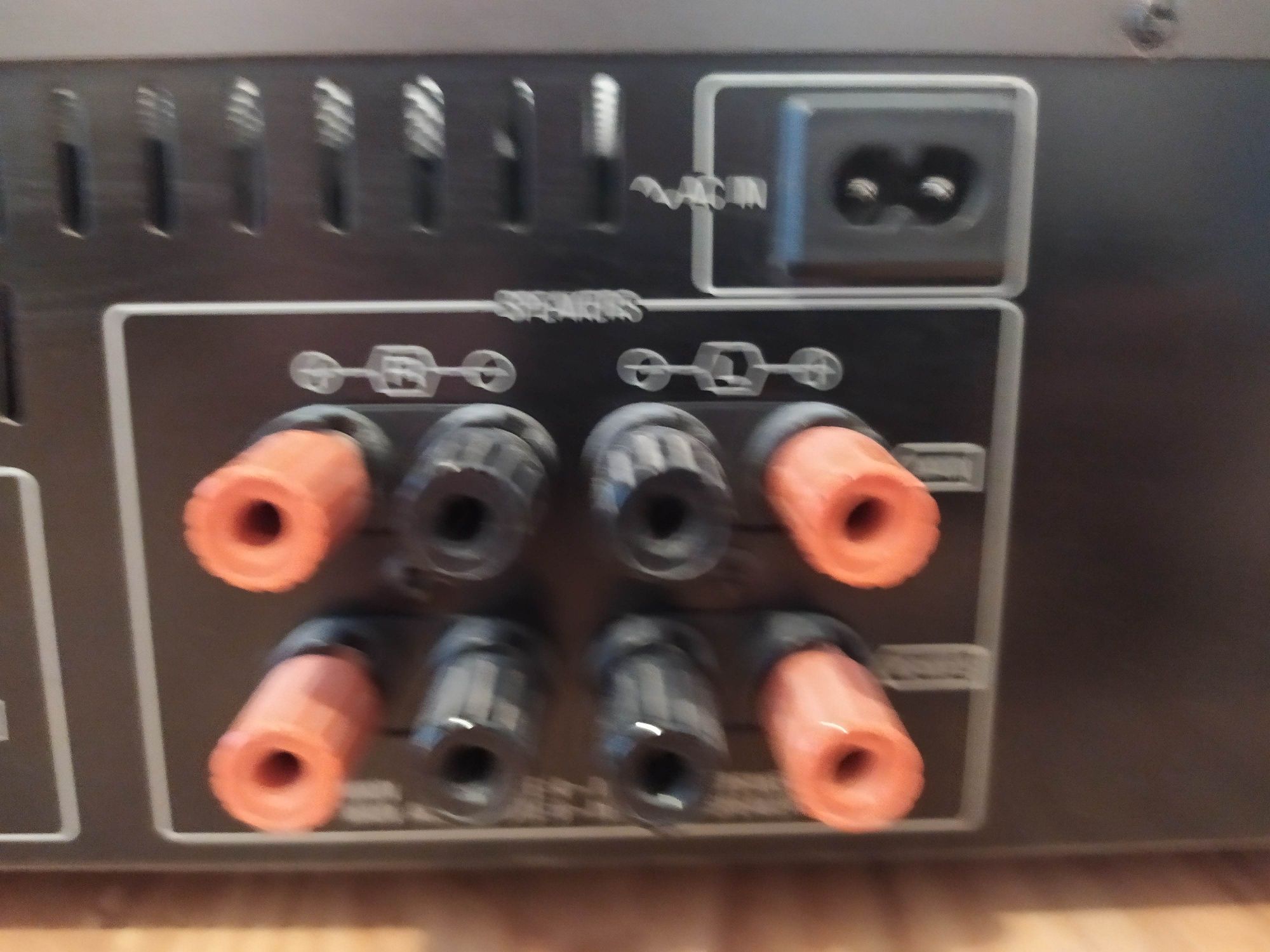 Wzmacniacz Technics SU-V550