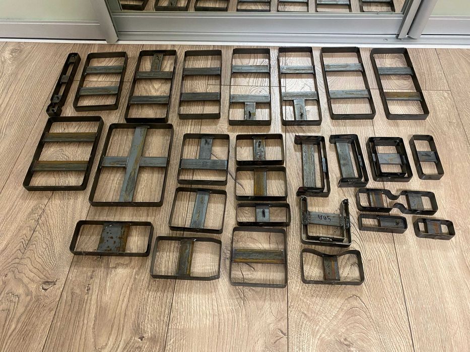 Різаки , ножі для вирубування деталей з шкіри