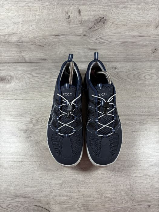 Ecco чоловічі кросівки 43 розмір