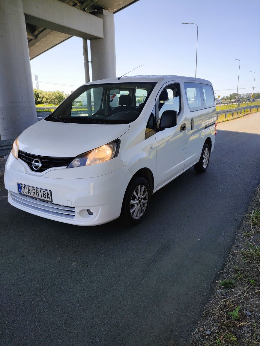 Nissan nv200 rok2018 poj 1500td bdb stan lub zamienie