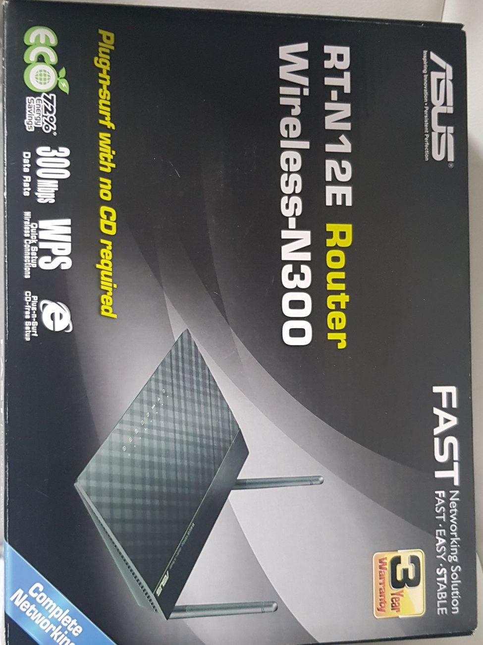 Router Asus RT N12E 300 mbps Wireless N router ASUS
