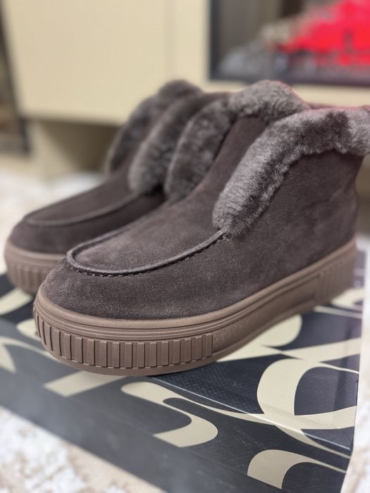 Натуральні лофери жіночі