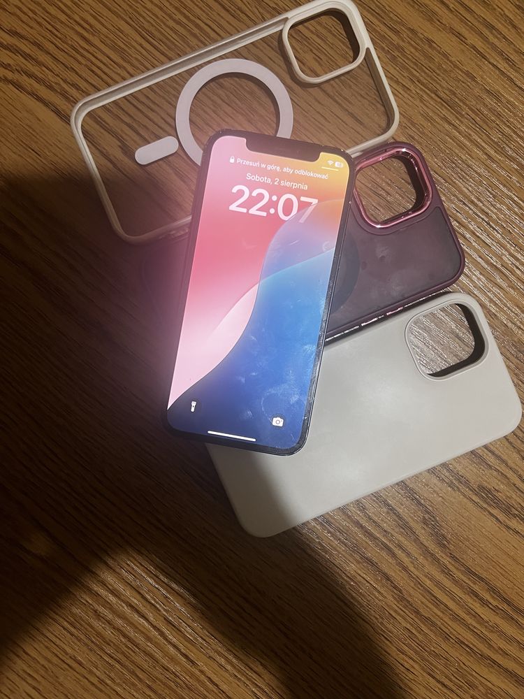 Iphone 12 84% 3 etui nowe szkło hartowane