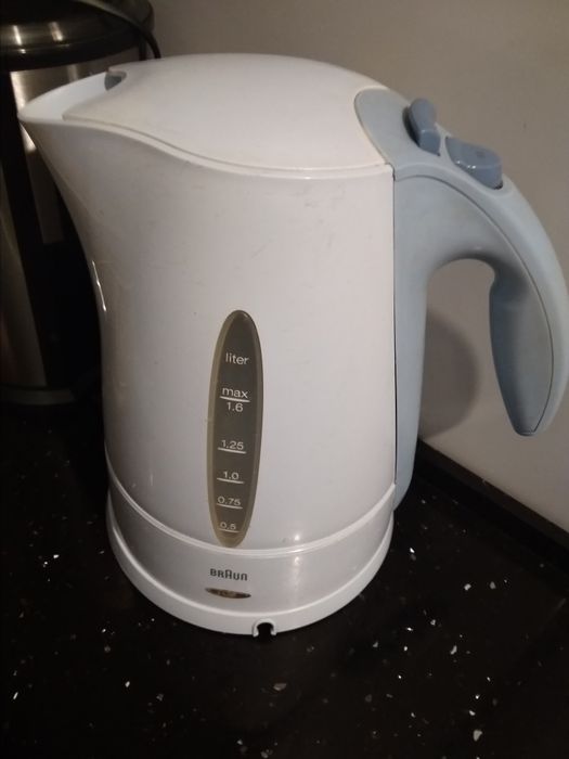 Чайник електро повністю робочий