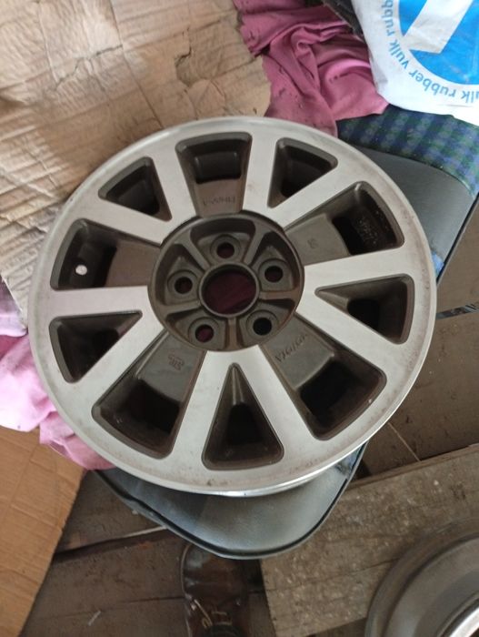 Vários jogos de jantes