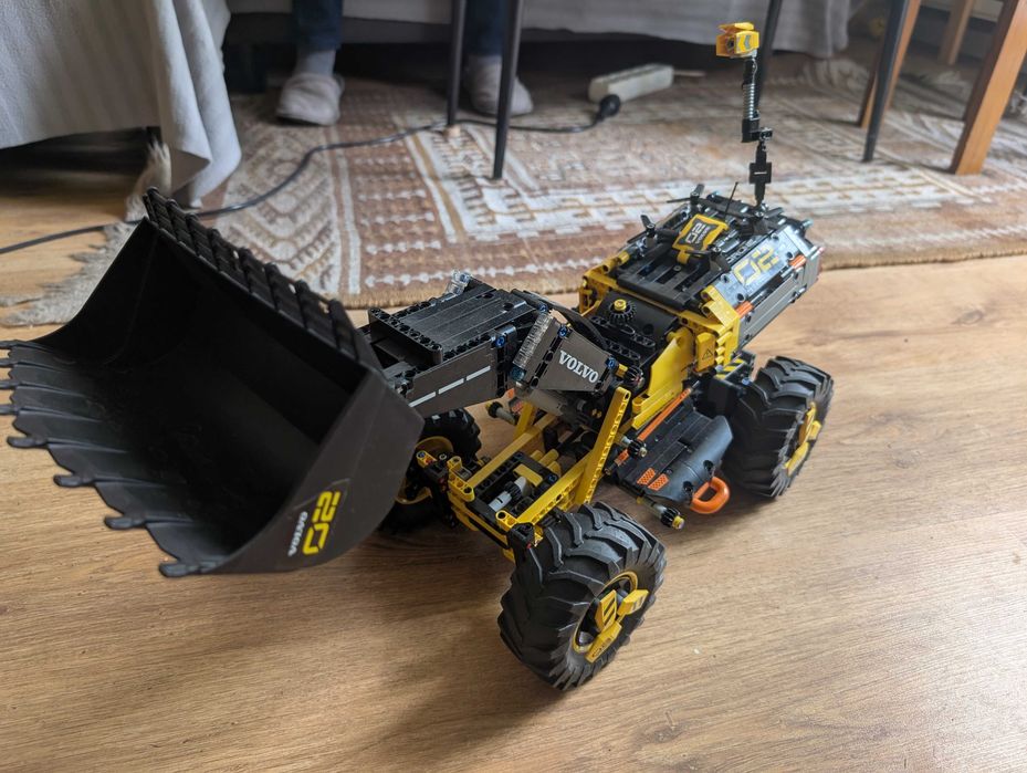 LEGO Technic 42081 Volvo ładowarka kołowa ZEUX, 42081
