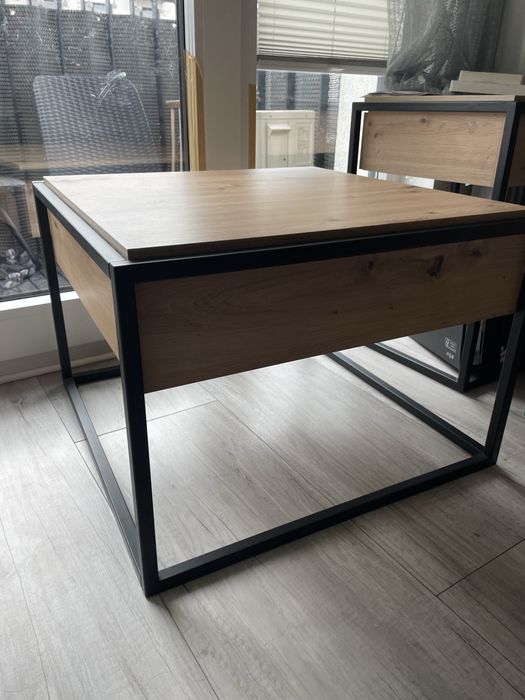 Stolik kawowy typu loft