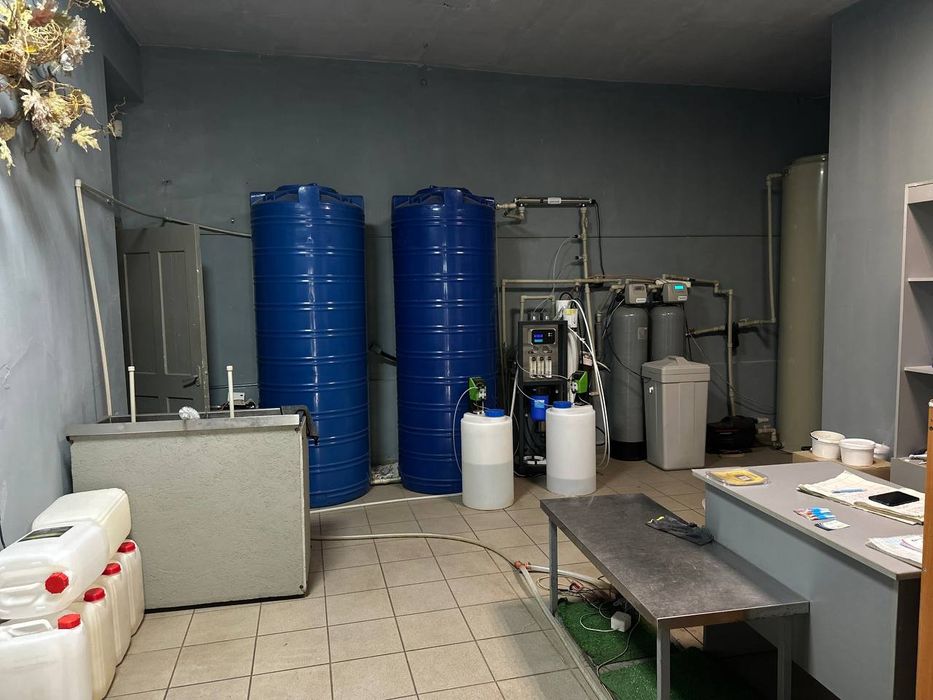 Магазин очищення води+ларёк с водоматом