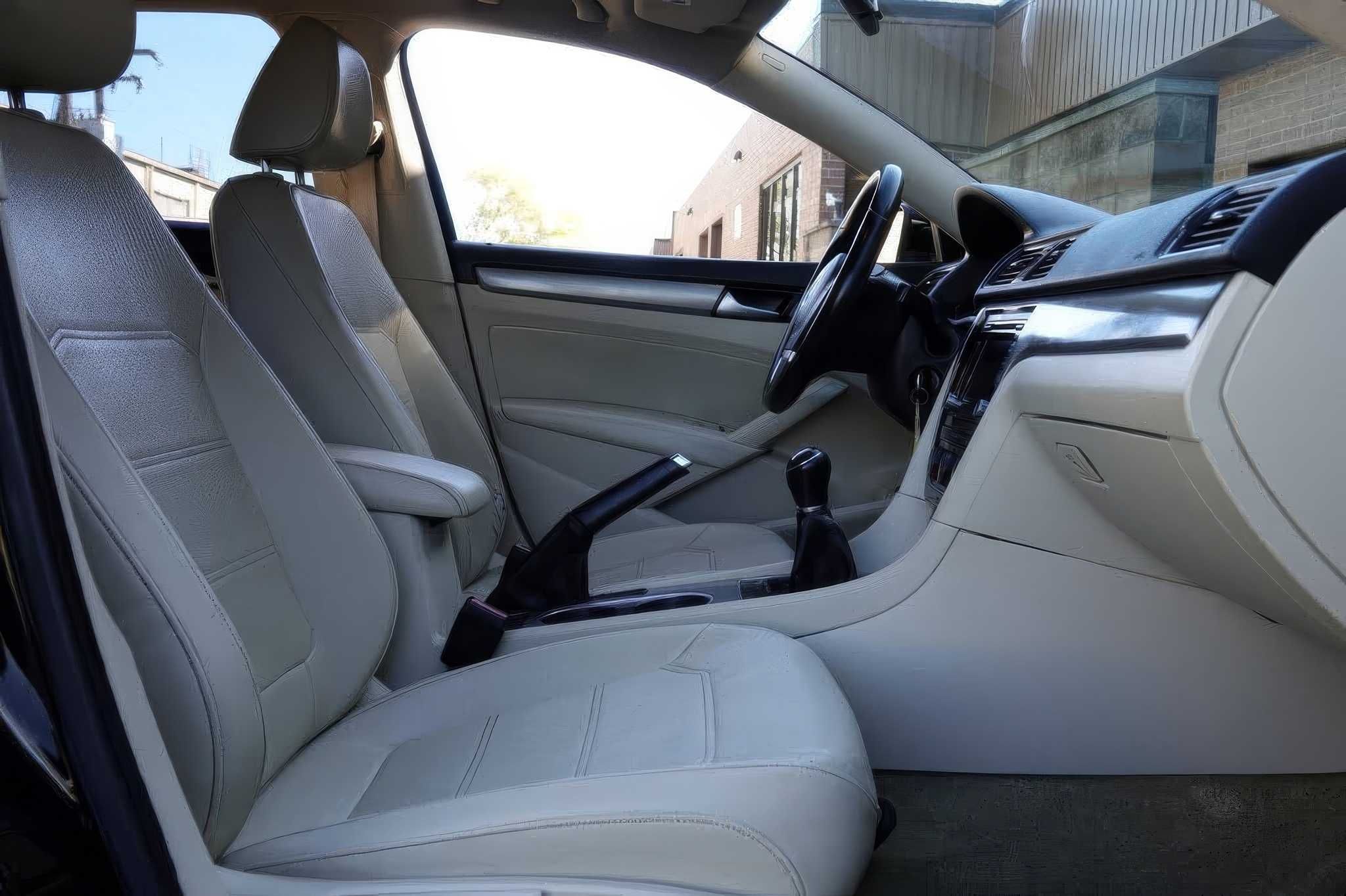 2015 Volkswagen Passat 2.0L TDI SE