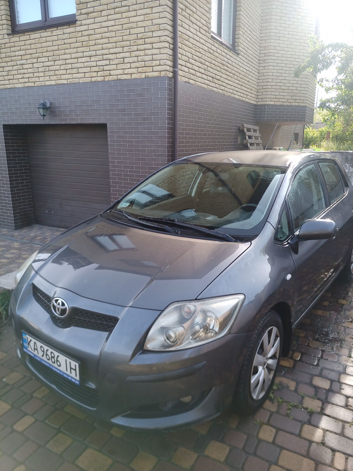 Toyota Auris 2008 робот, новий актуатор