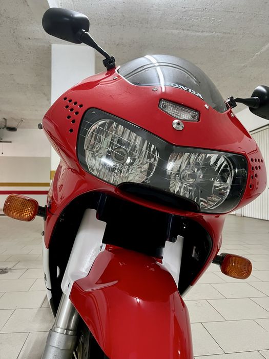 Honda CBR 900 rr de 1998