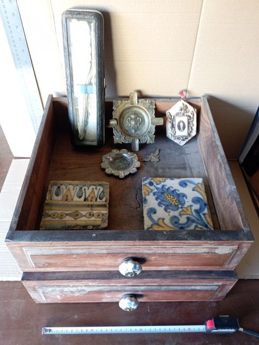 Velharias diversas (ver descrição)