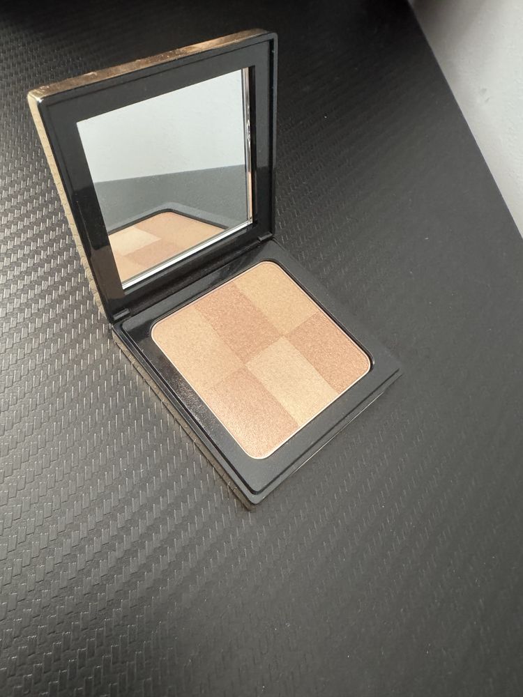 Cienie do powiek Bobbi Brown – odcienie złota – nowe