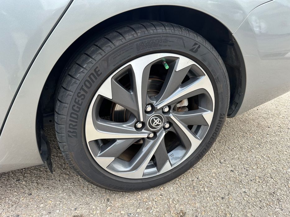 Toyota Auris TS 1.8 Hybrid