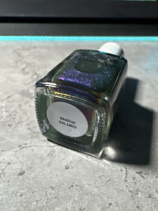 Cirque Colors lakier do paznokci magnetyczny Mobius