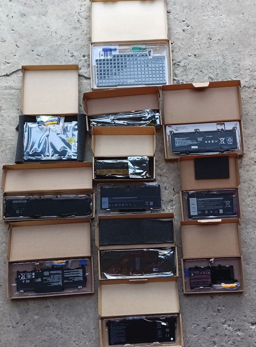 Батареи для ноутбуков разных моделей.