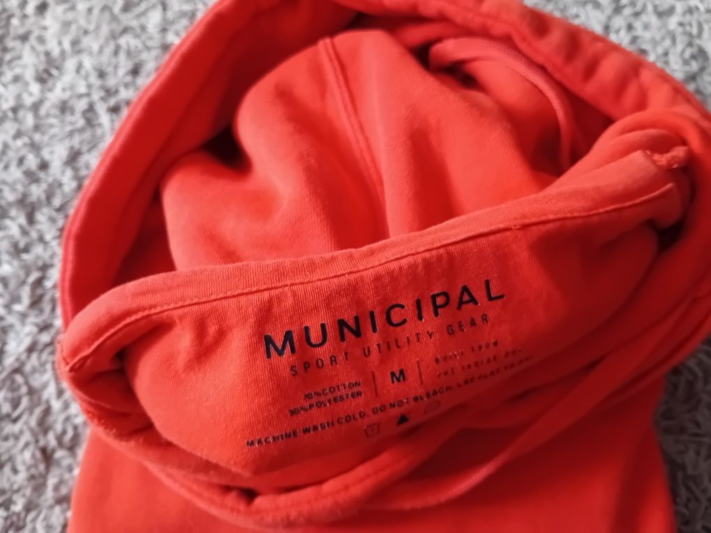 Mark Wahlberg MUNICIPAL bluza swietna marka