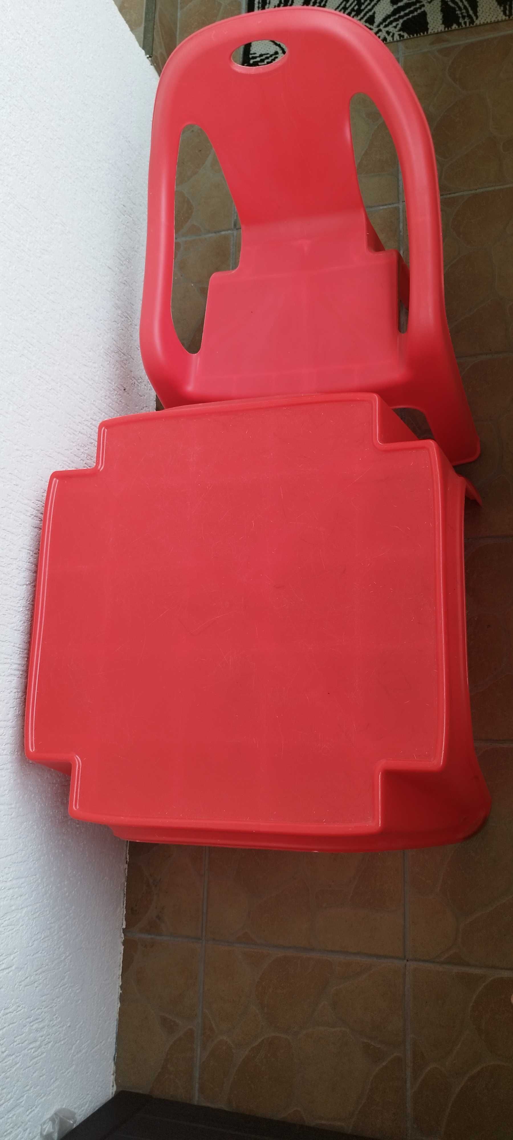 Stolik i krzesełko plastikowe dla dziecka
