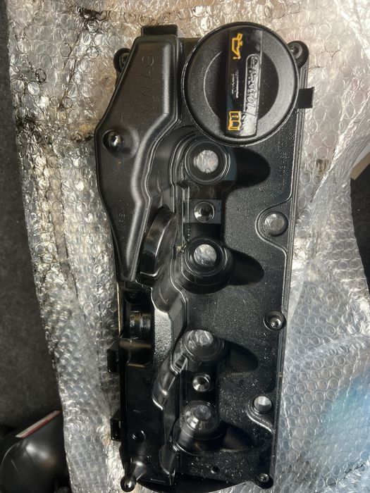 Клапанна кришка VW WAG Skoda 1,6 TDI CAYC