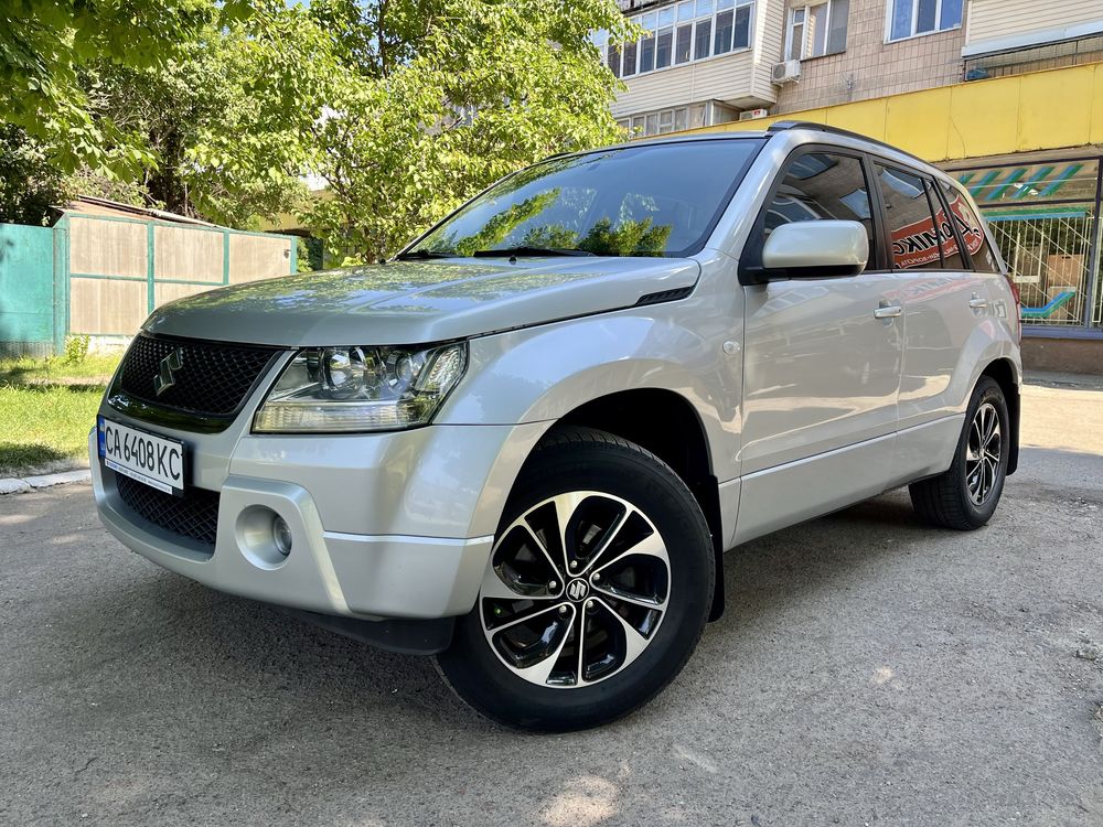 Suzuki Grand Vitara 4x4 Oficial (Механіка)