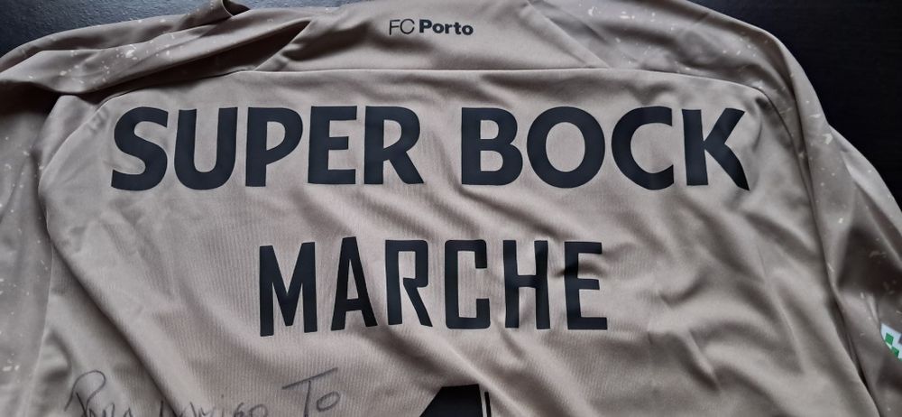 Camisola do jogador Marchesín do FC Porto