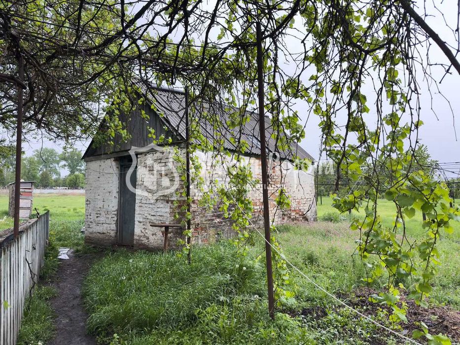 Будинок 1 поверх, 4 кімнати. Ділянка — 26 соток. Під ремонт. Бориспіль