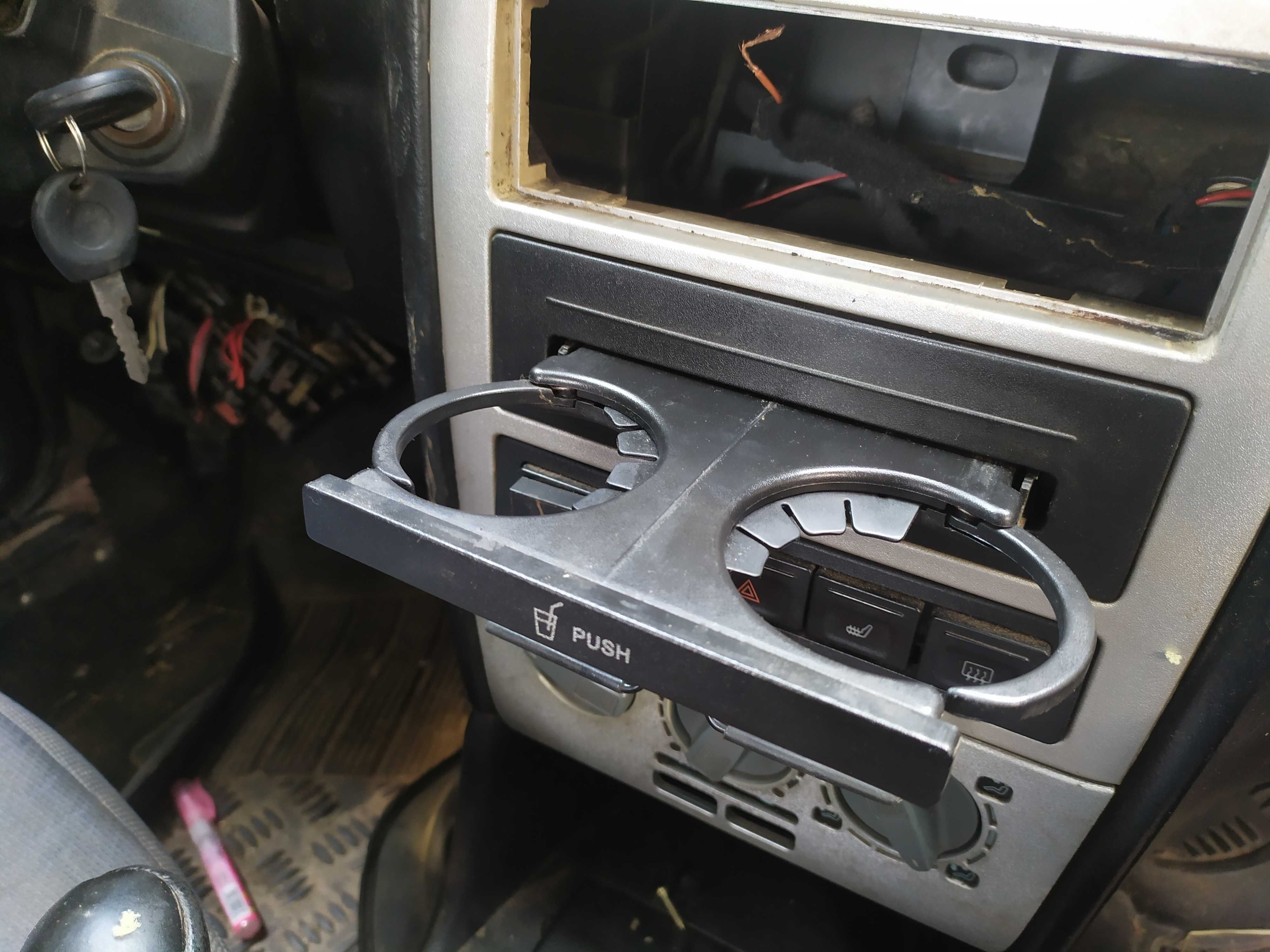 Консоль Рамка центральна  Chery Amulet  A11  Чері Амулет