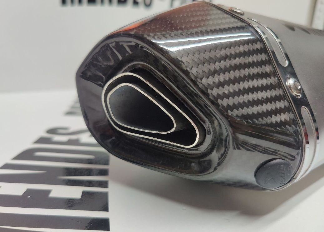 Ponteira de moto tipo akrapovic 57cm