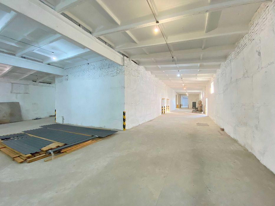 Оренда складського приміщення 1350м2