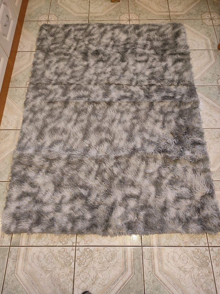Nowy dywan puszysty Shaggy 120x160 cm
