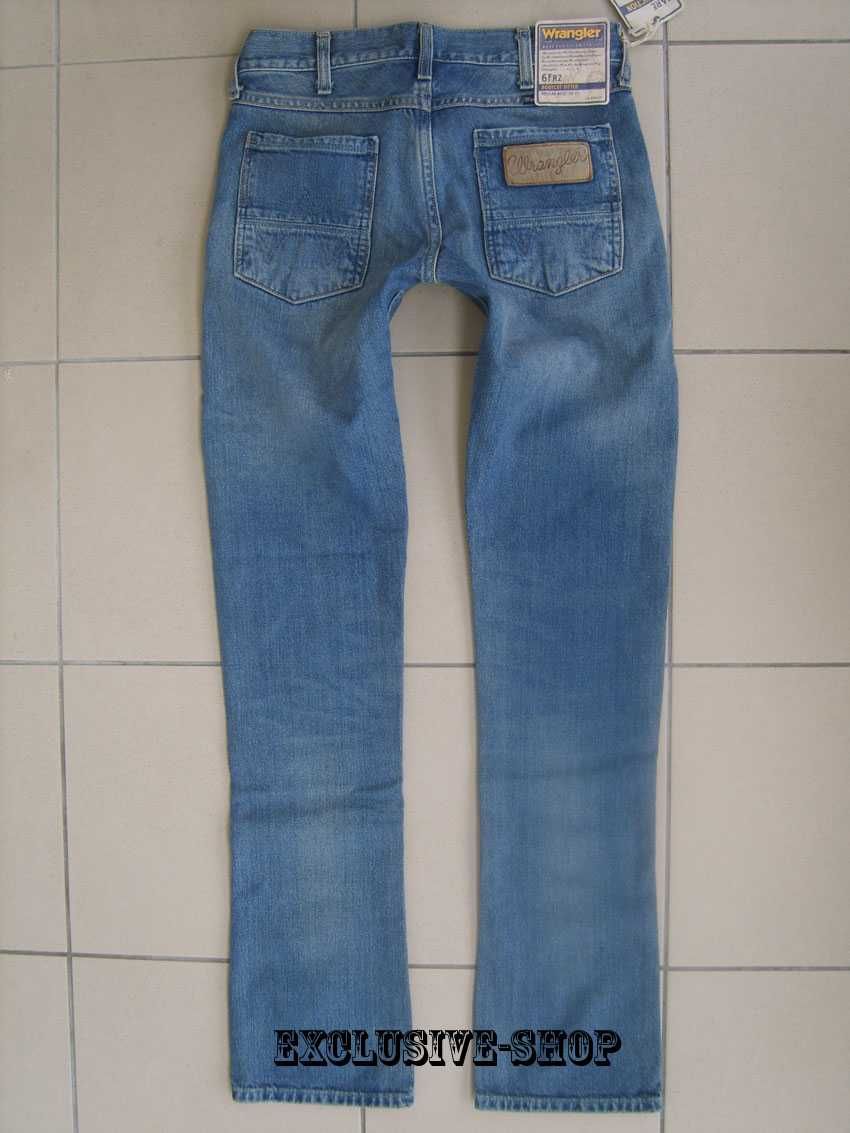 Spodnie męskie dżinsy Wrangler 6Frz W28 L34 ; pas 74 cm
