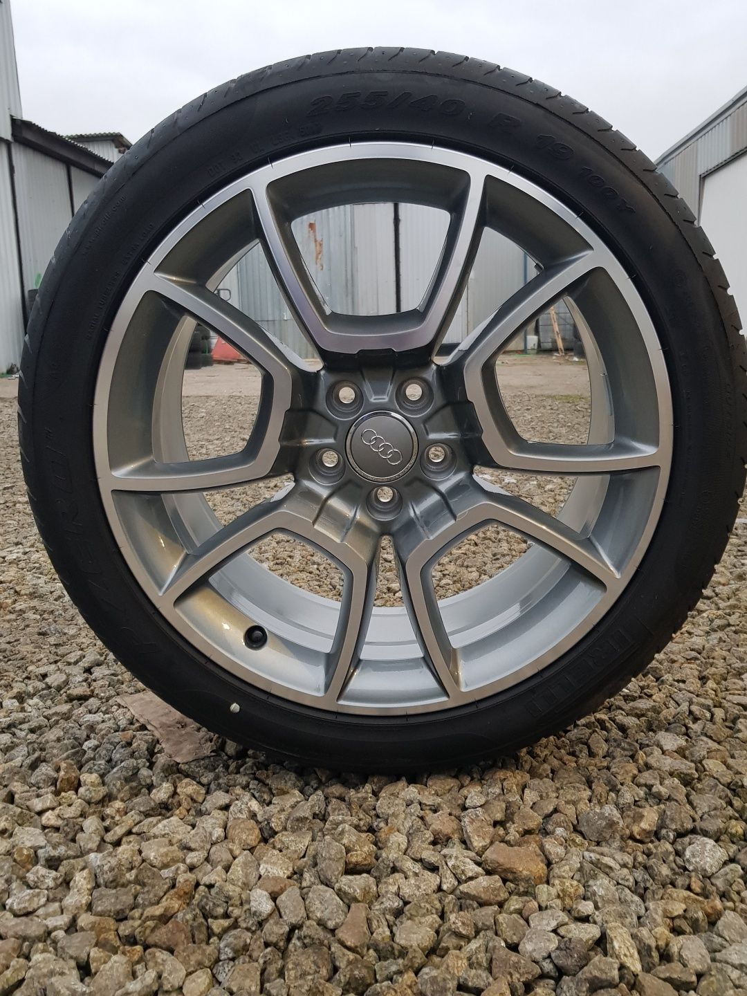 Koła s-line AUDI Q3 SQ3 Q3 RS 255/40/19 PIRELLI NOWE fvat