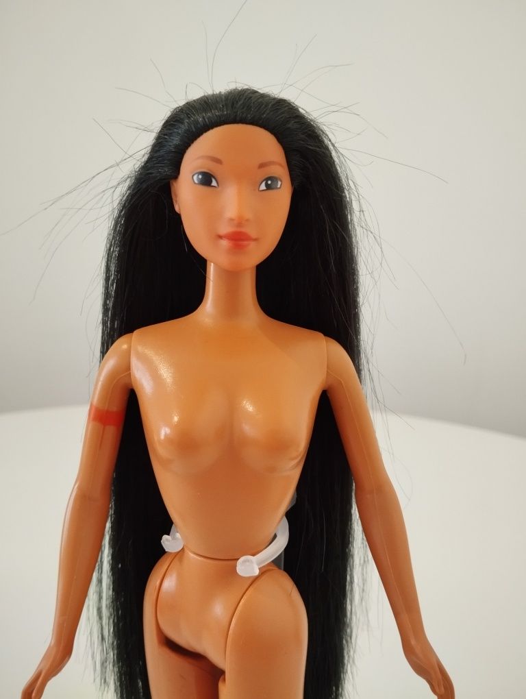 Barbie pocahontas de 1995 collector