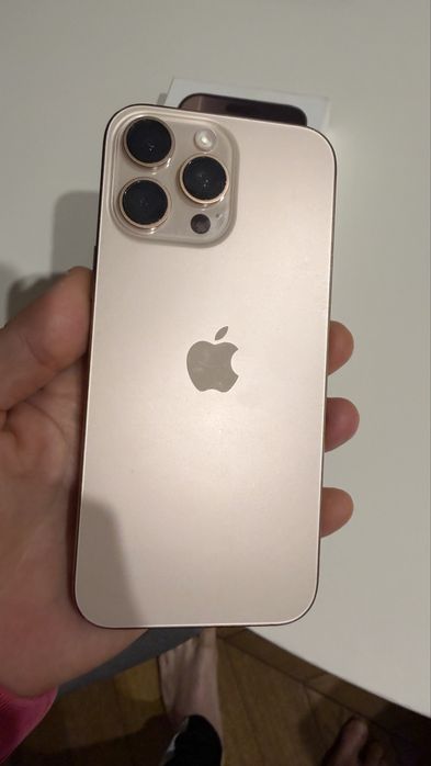 iPhone 16 Pro Max z 512 GB