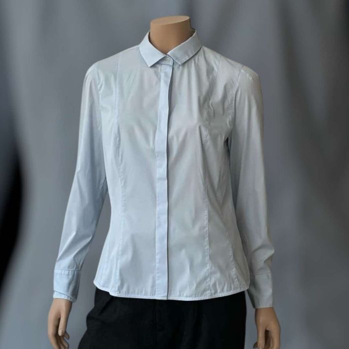 Massimo Dutti koszula damska L/XL
rozmiar XL 
kolor:błękitny 
Stan:bar