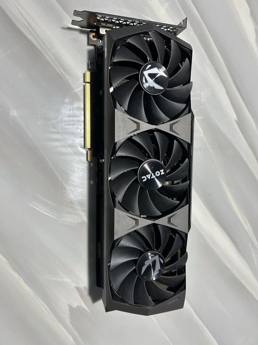 Відеокарта Zotac Triniti RTX3070ti 8gb!