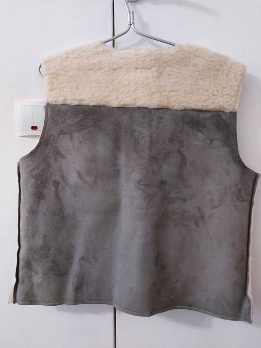 Жилетка чоловіча з овчини Alwero