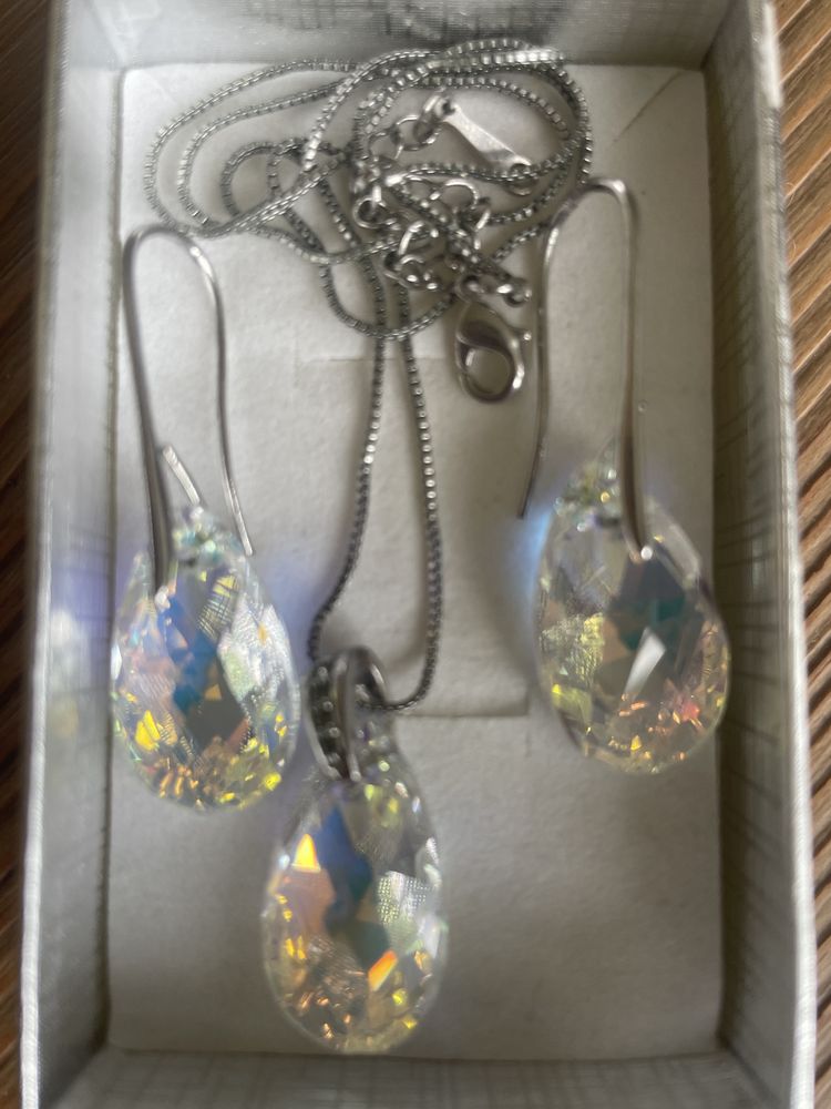 Naszyjnik kolczyki z opalizującym migdałem Swarovski