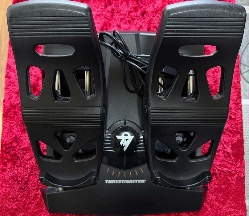 Symulator lotu - pedały TFRP T.Flight Rudder Pedals