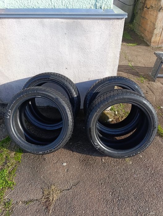 Зимова гума Federal R18 235/45