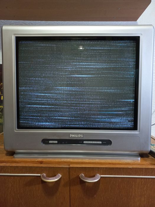 Телевізор з пласким екраном,  діагональ  54 см