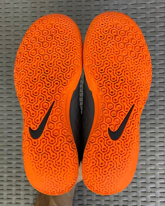 Nike Hyper Venom копы футзалки 35 размер детские футбольные серые