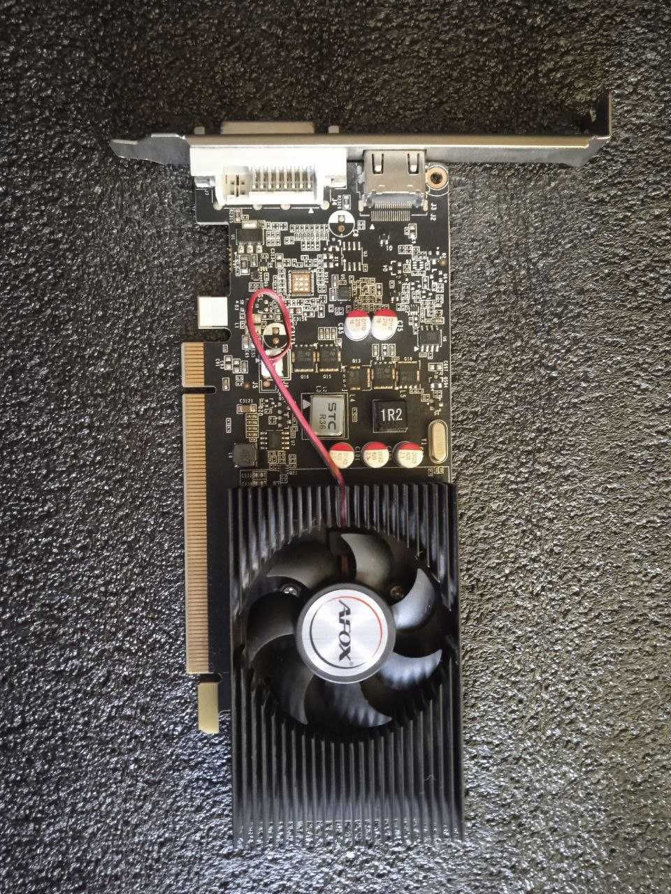 Видеокарта 1030 2gb DDR5